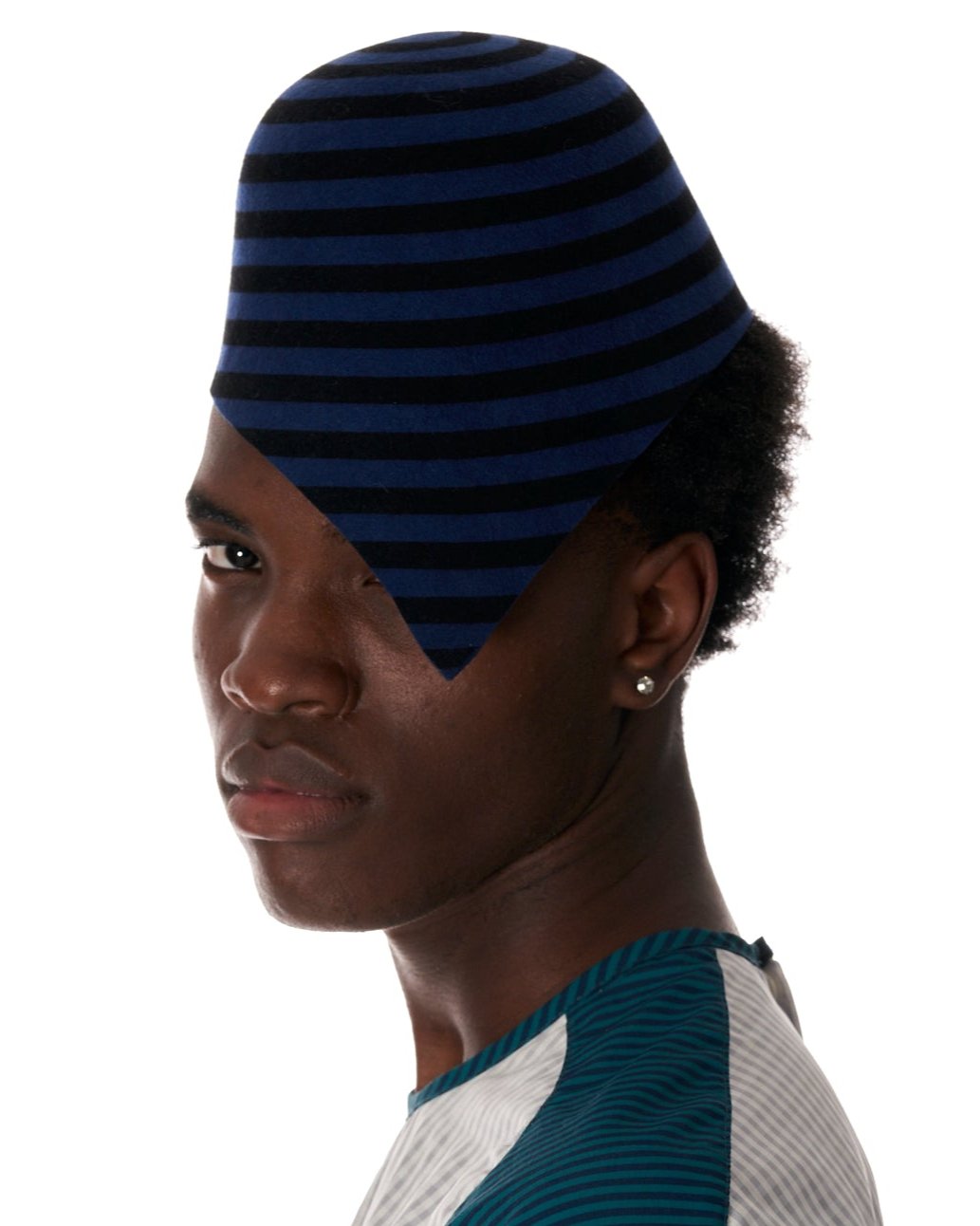 Escarabajo Felt Hat Blue Stripes